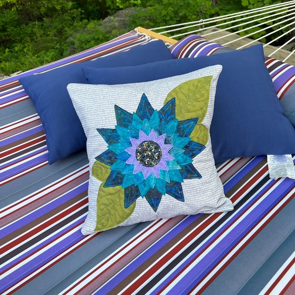 Handcrafted Throw / accent Pillow Cover - Picture 1 of 8